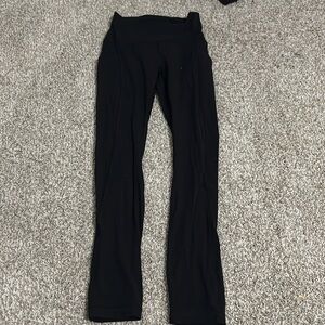 lululemon black leggings POCKETS